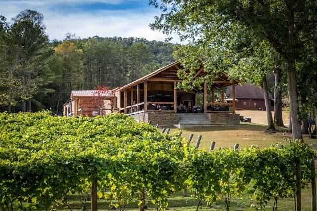 Bear Claw Vineyards & Winery