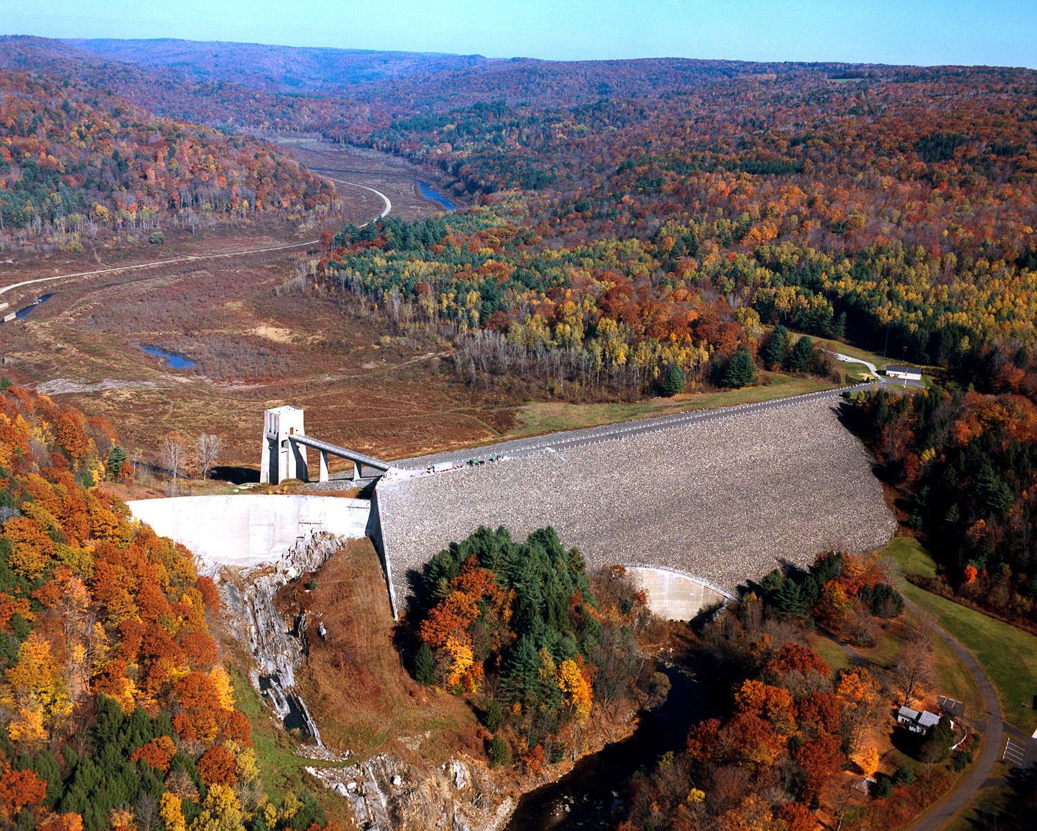 Knightville Dam