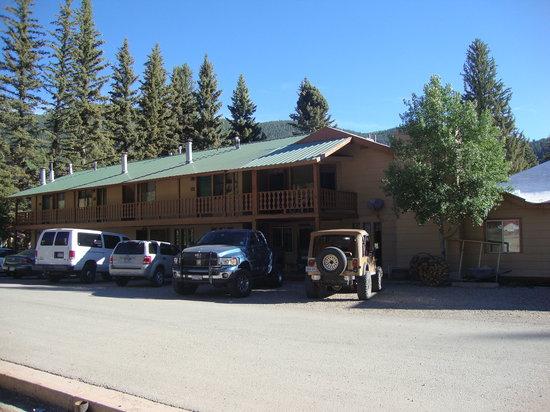 Black Mountain Playhouse & Lodge