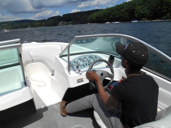 Bill's Marine Service - Day Rentals