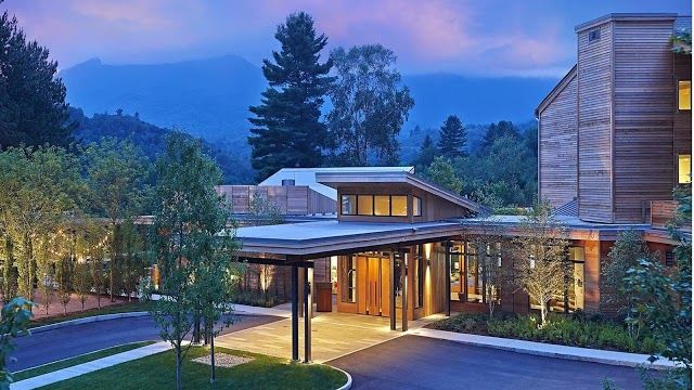 Topnotch Resort