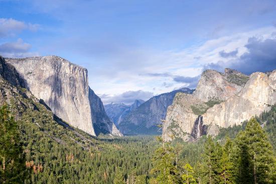 Tunnel View